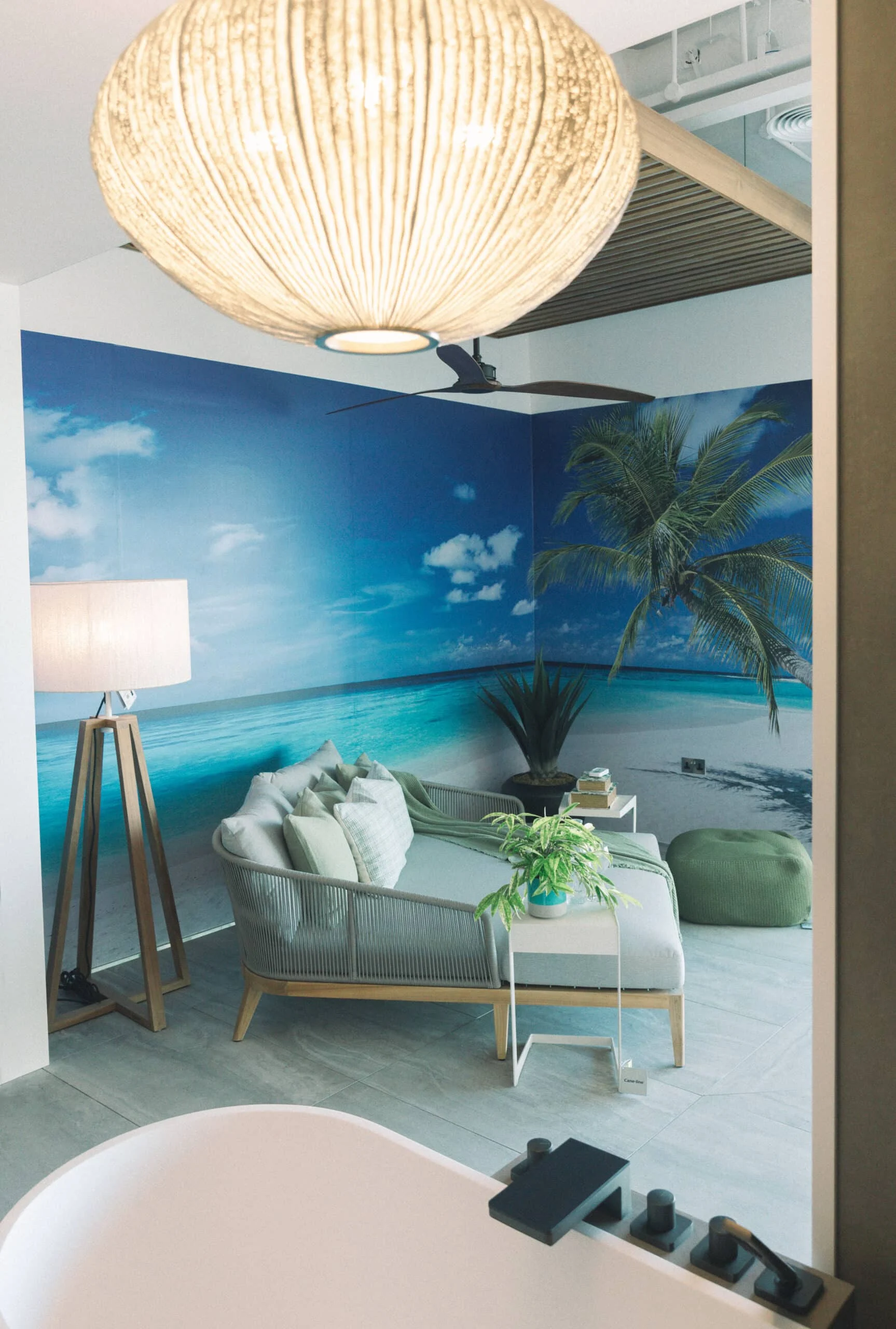 Avalon Outdoor Daybed - Image 3