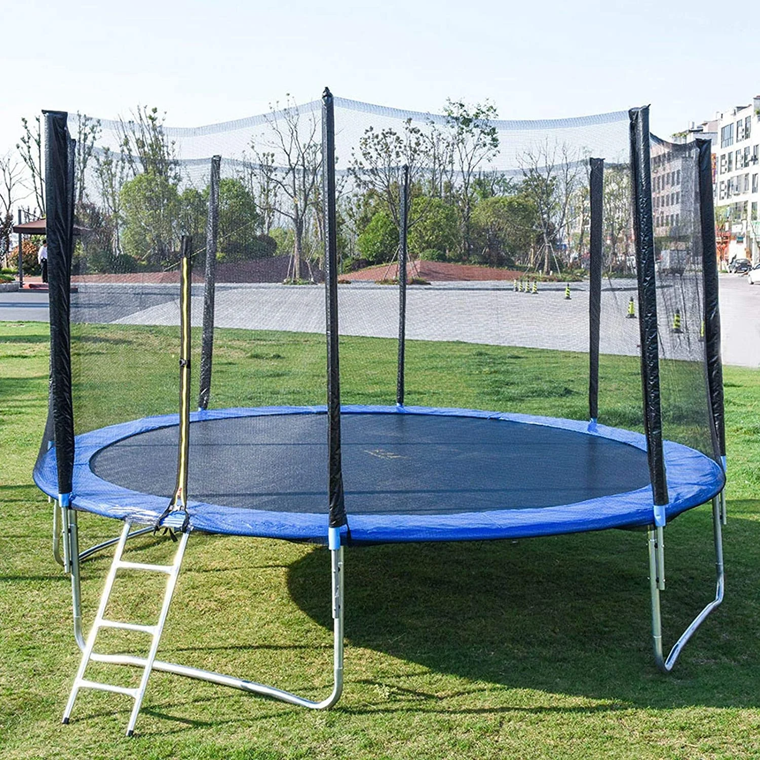 Outdoor Trampoline for Kids and Young Adults